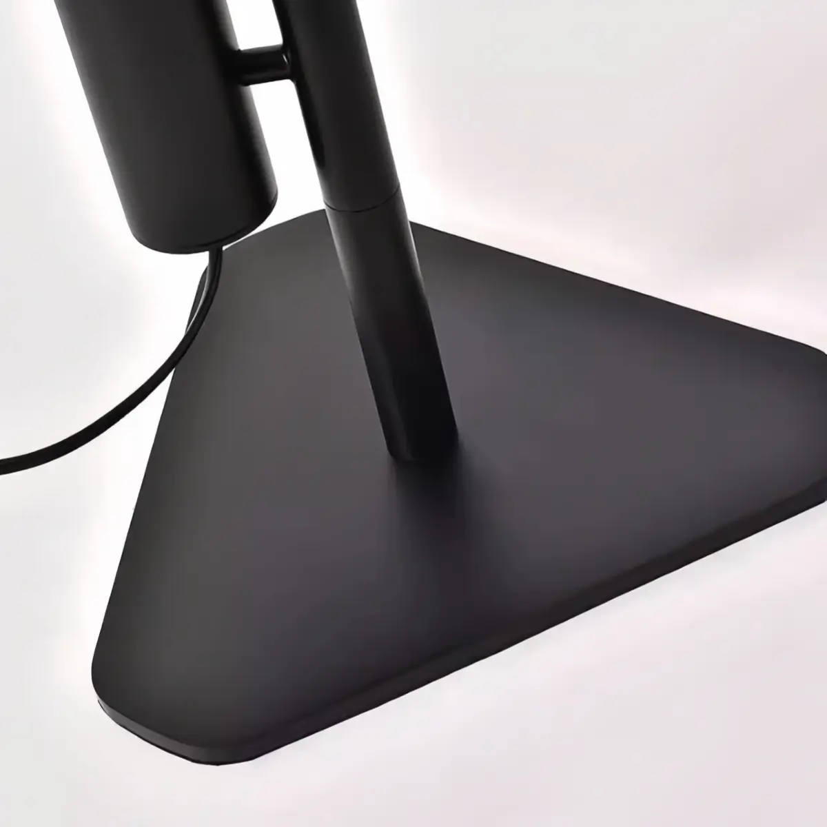 Lunara Minimalist Modern Floor Lamp -- Black for Living Room