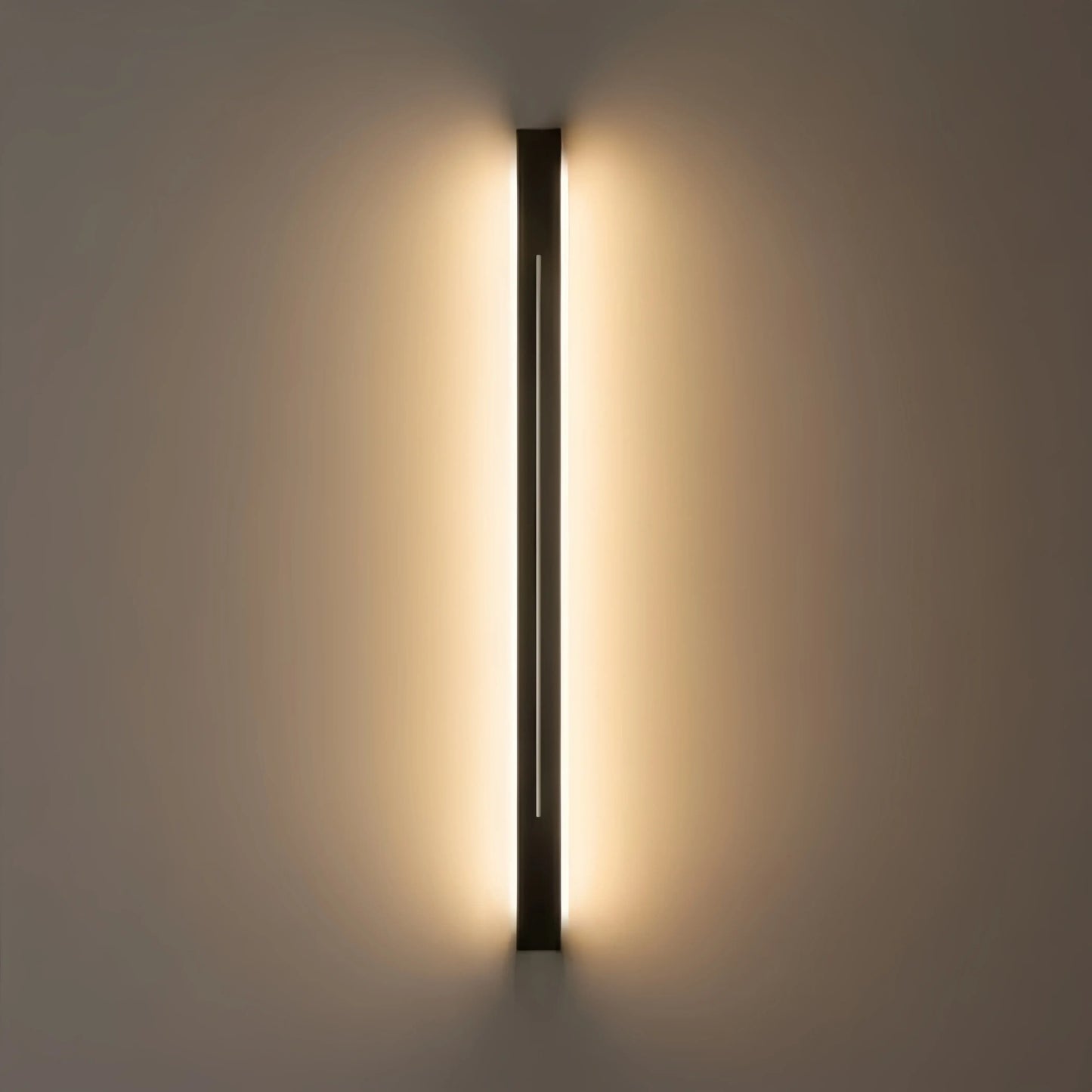 Arcato Minimalist LED Wall Lamp – Black/Gold for Bedroom