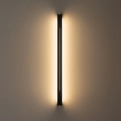 Arcato Minimalist LED Wall Lamp – Black/Gold for Bedroom