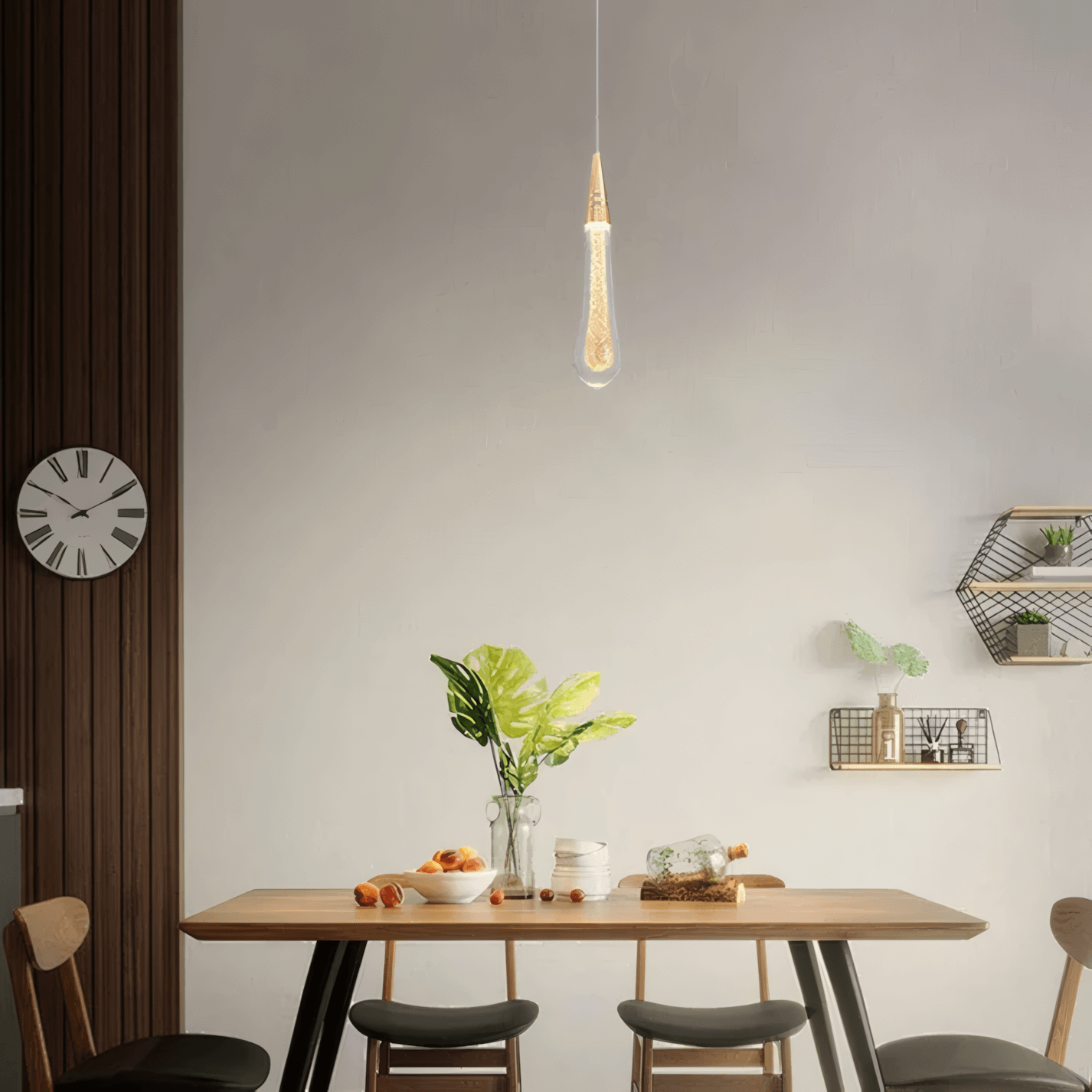 Excelis Art Deco Teardrop Pendant Light - Gold