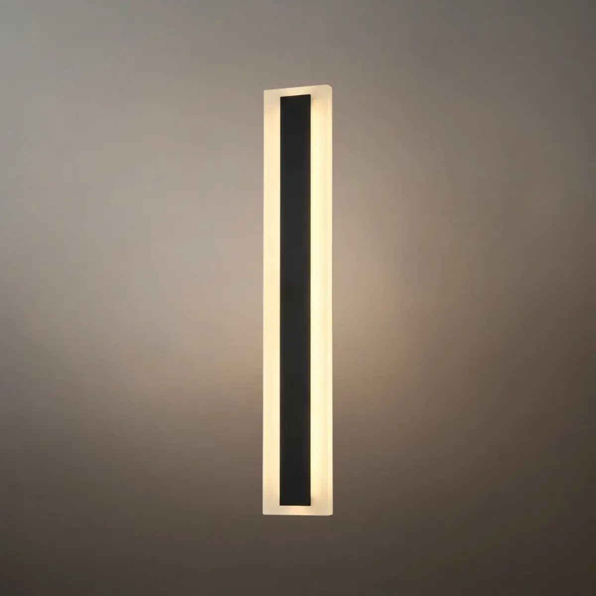 Arcato_Minimalist_Black_LED_Wall_Lamp