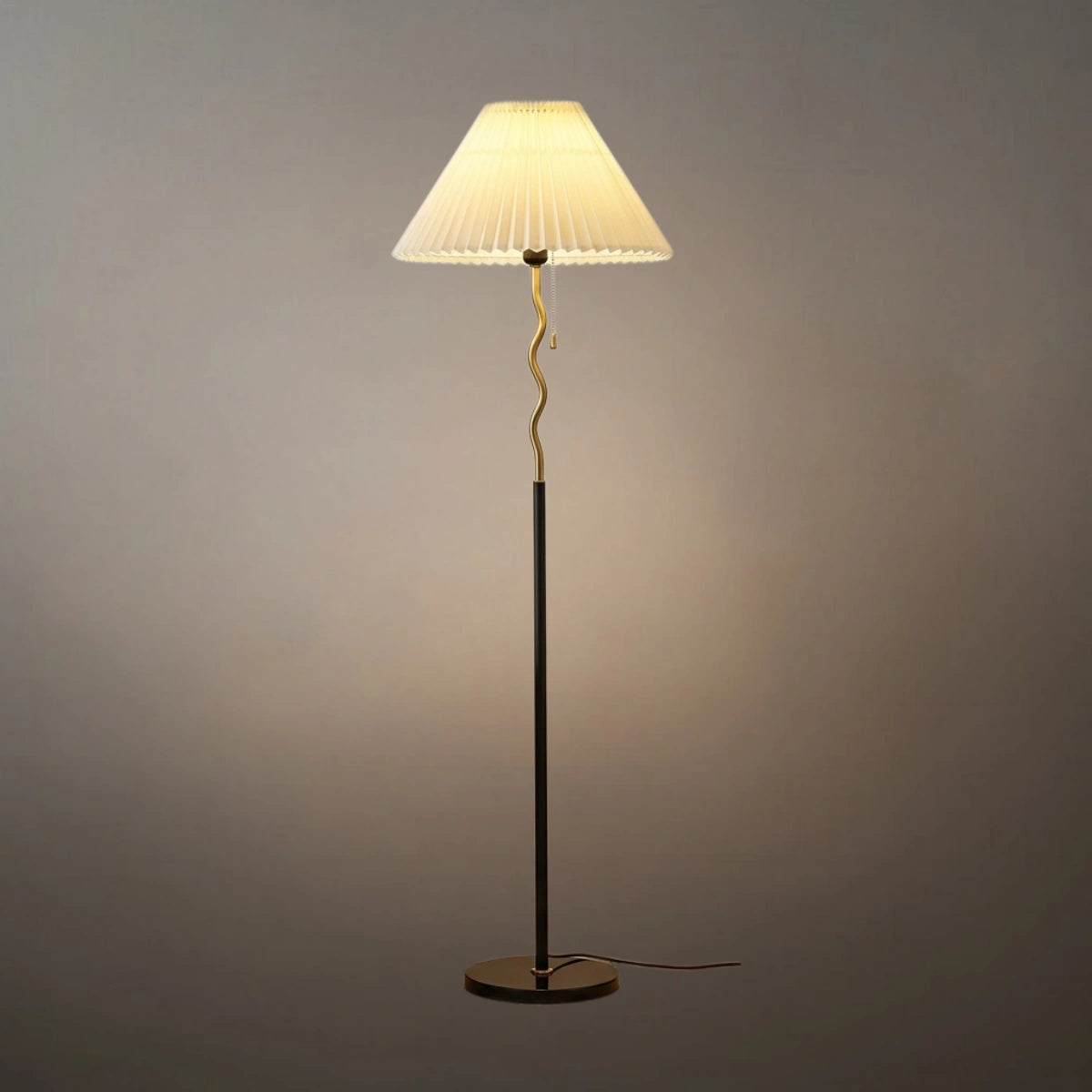 Crema Minimalist Metal & Fabric Floor Lamp