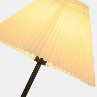 Crema Vintage Floor Lamp