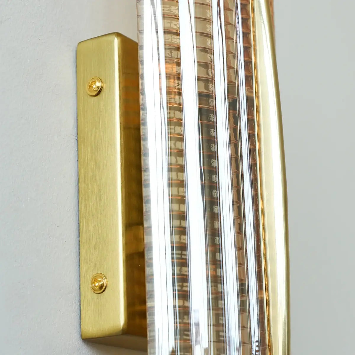 Prisma_Modern_Wall_Lamp_Glass_Copper_Iron05