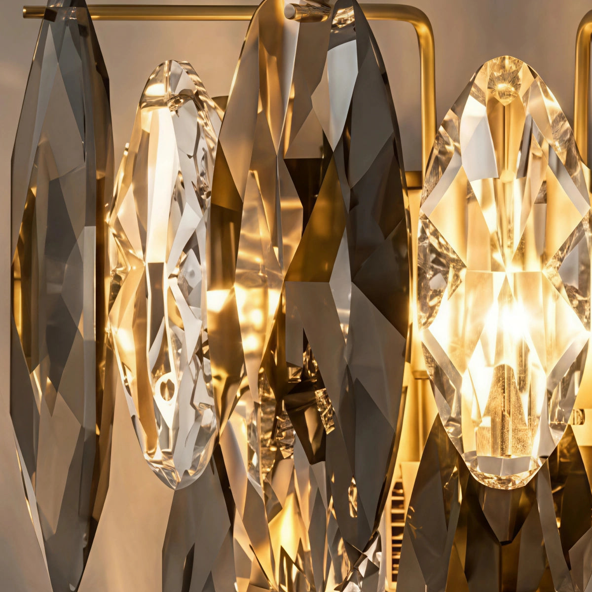 Excelis Modern Luxury Crystal Wall Sconce