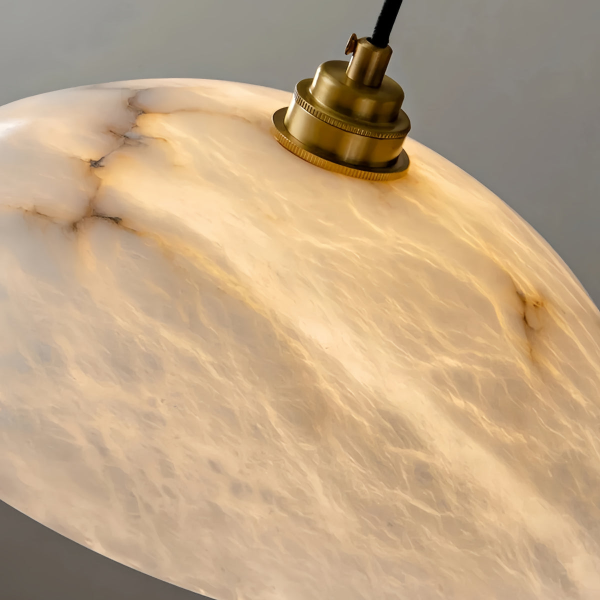 Pendant_Lamp_Carved_Alabaster_Polished_Brass