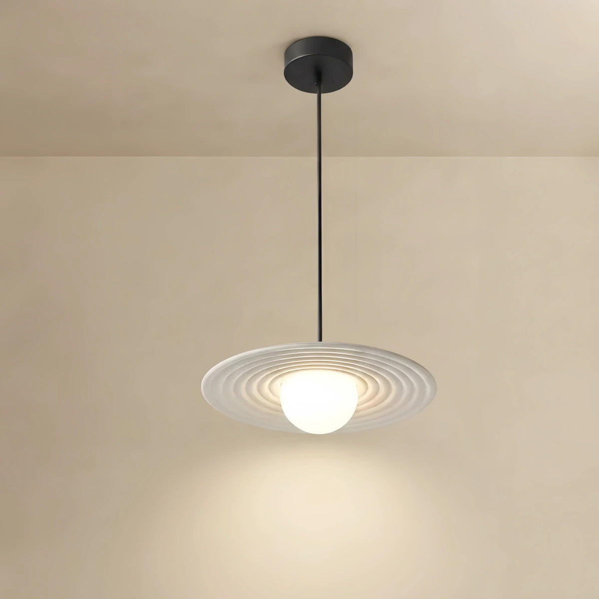 Arcato Modern Black/White Pendant Light – Metal Saucer Design for Living Room