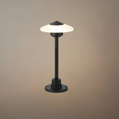 Arcato Minimalist Floor Lamp--Aluminum Outdoor Garden