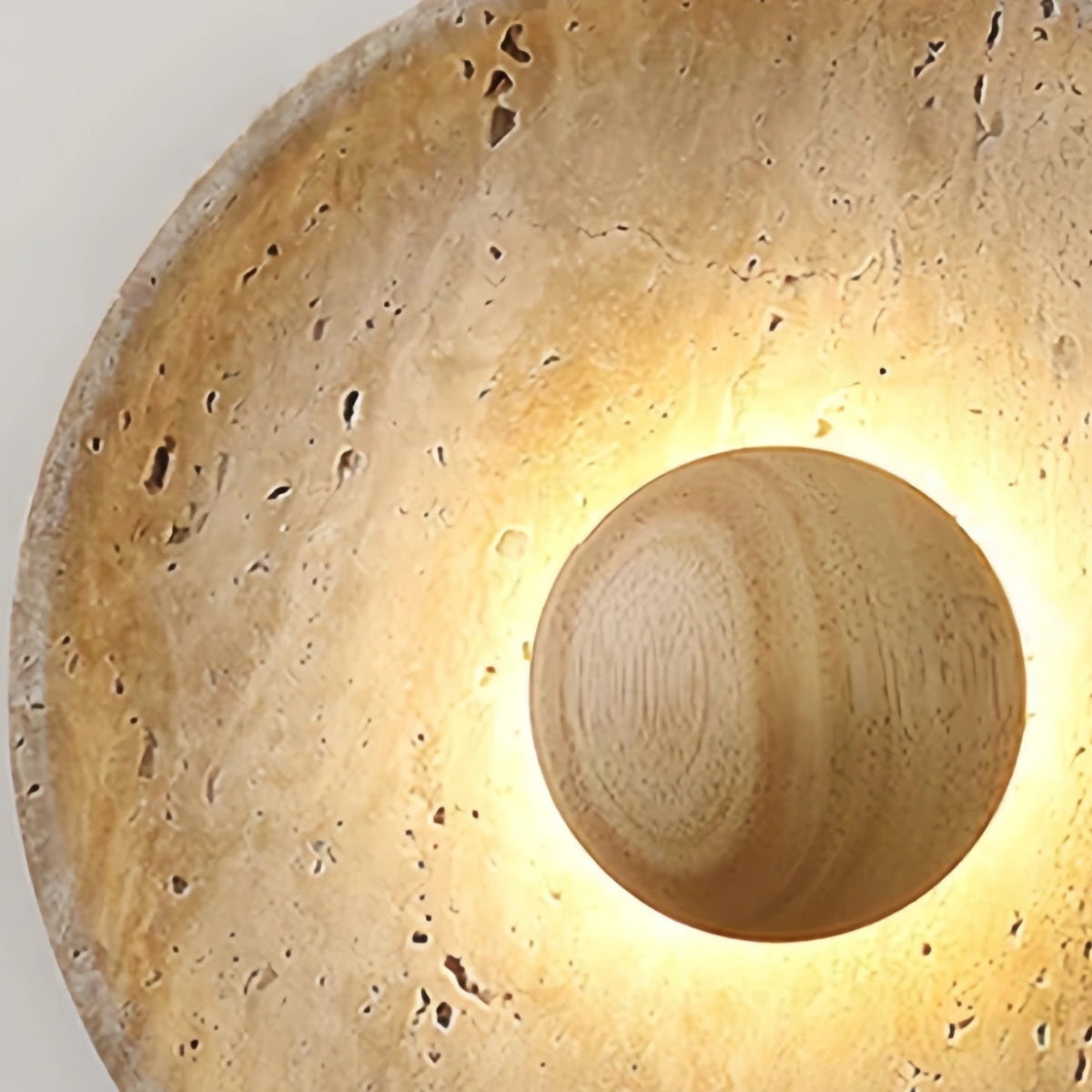Strata Minimalist Wall Lamp