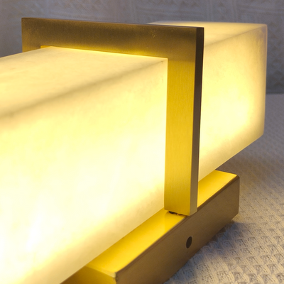 Alba_Minimalist_Cuboid_Wall_Lampda