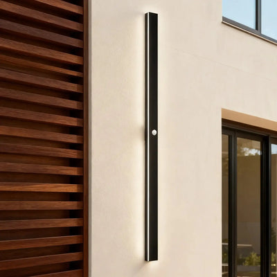 Outdoor Wall Lamp