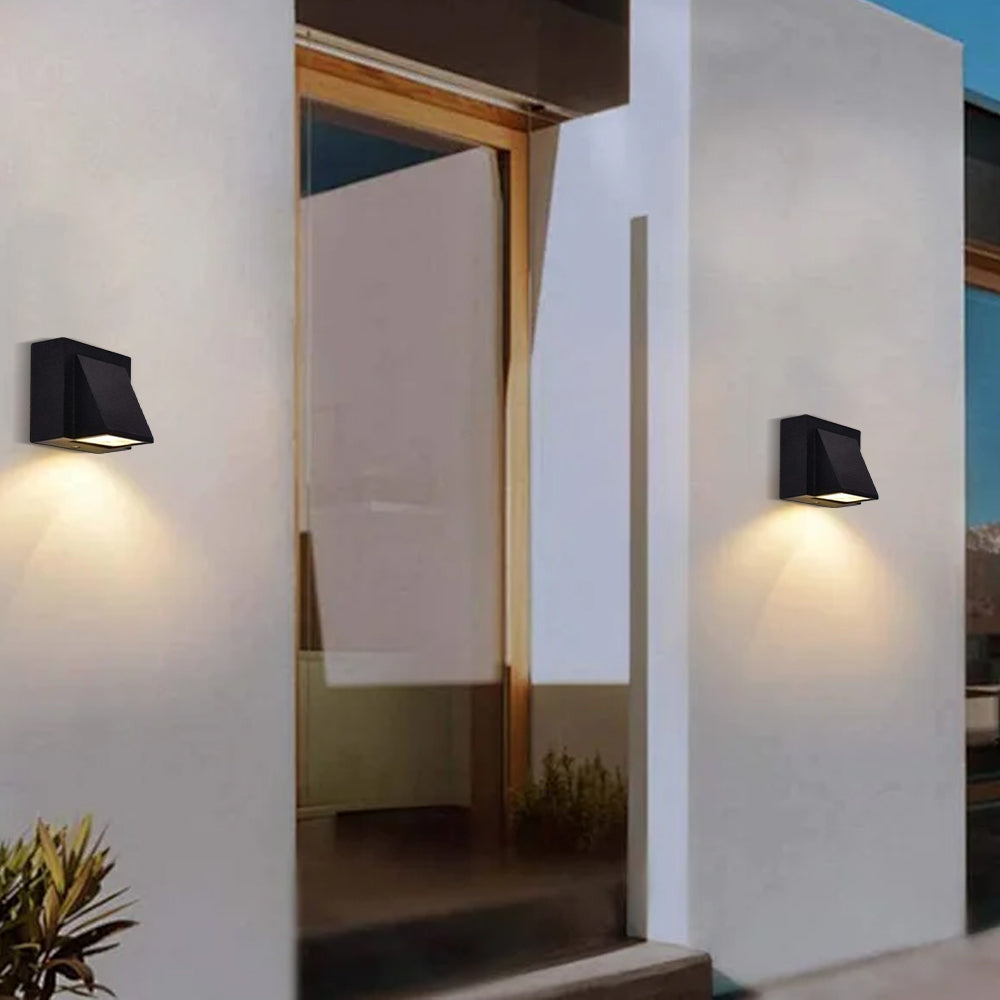 Industrial Outdoor Wall Lamp - Black/Gray Metal Irregular Design for Garden